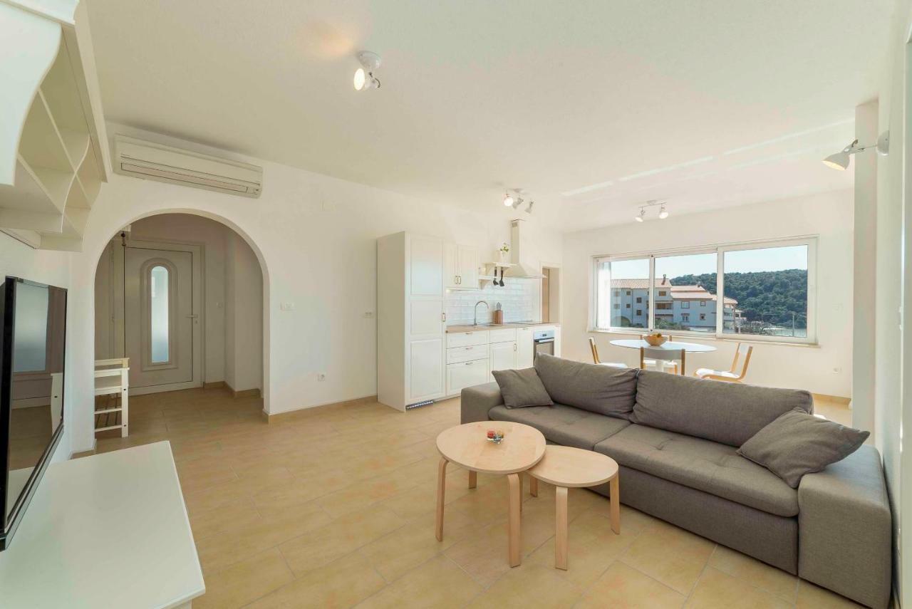 캄포르 Sunset House 아파트 외부 사진
